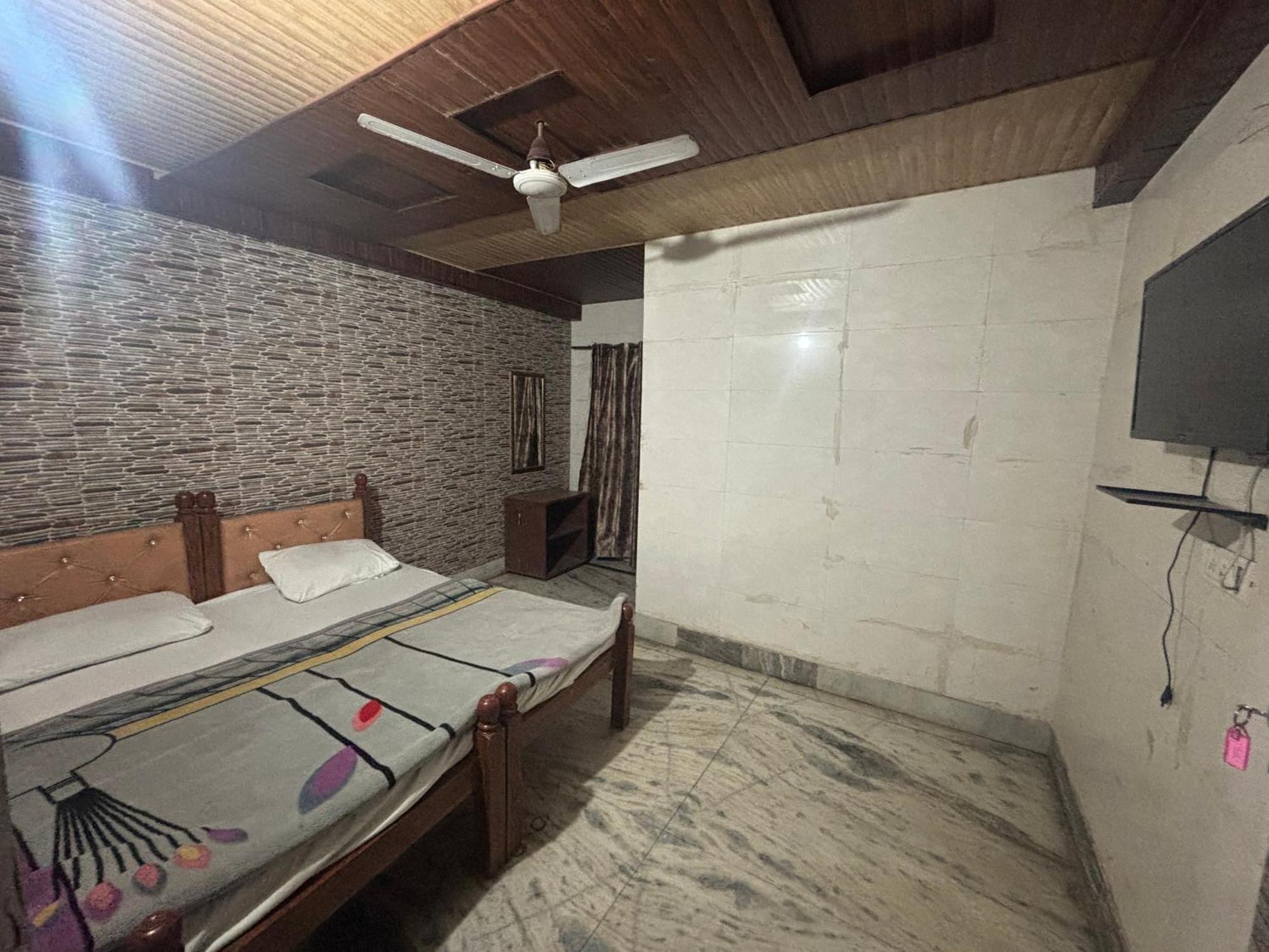 Sgh Guest House ماثورا المظهر الخارجي الصورة